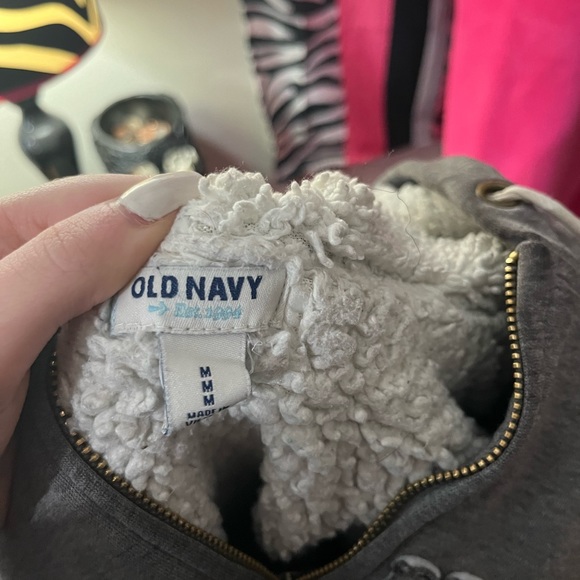 fur lined old navy hoodie💋 - Picture 4 of 4